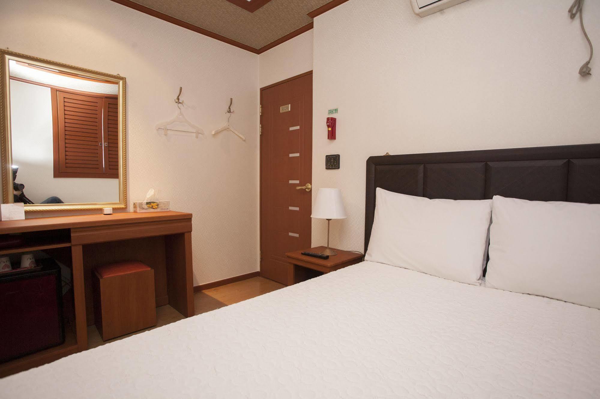 Hotel Zero Сеул Экстерьер фото